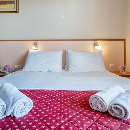 Hotel Luna نيوم الغرفة الصورة
