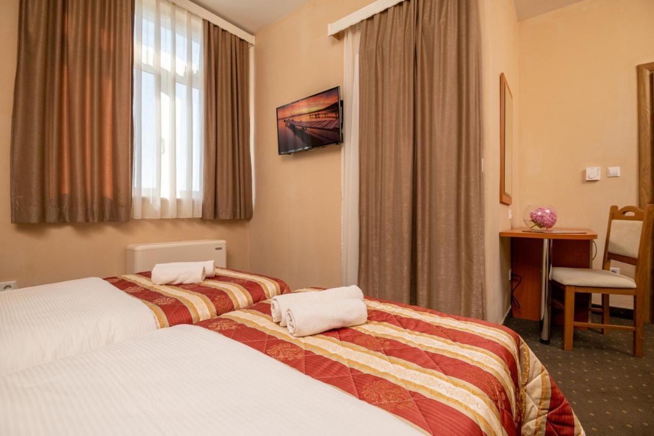 Hotel Luna نيوم المظهر الخارجي الصورة
