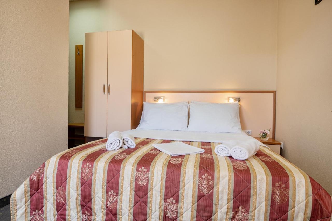 Hotel Luna نيوم المظهر الخارجي الصورة